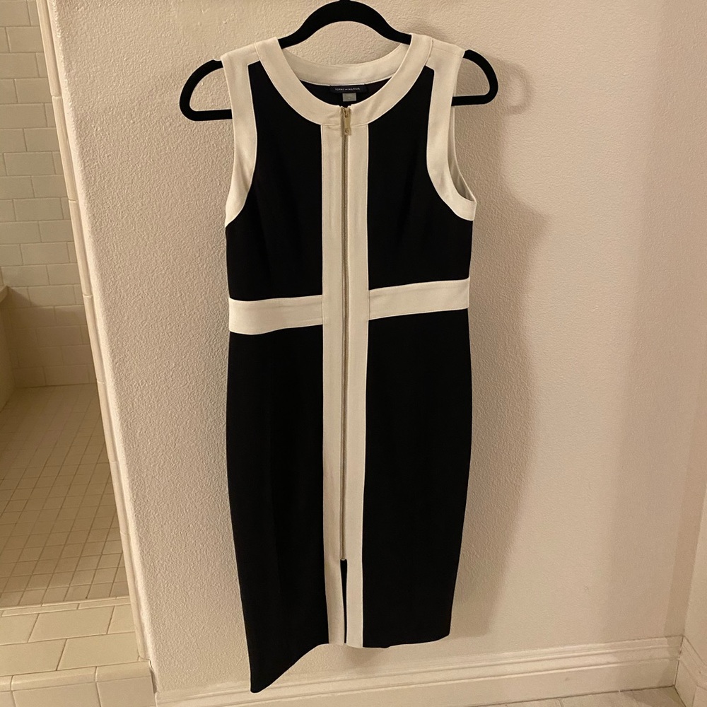 Tommy Hilfiger Black and White Sleeveless Midi Dress with Front Zip